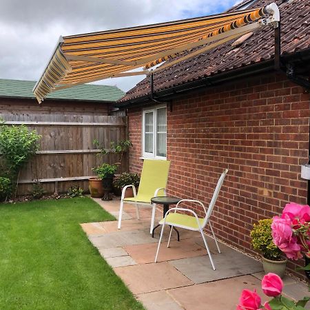 The Old Staddles Annex Villa Ludgershall  Exterior photo